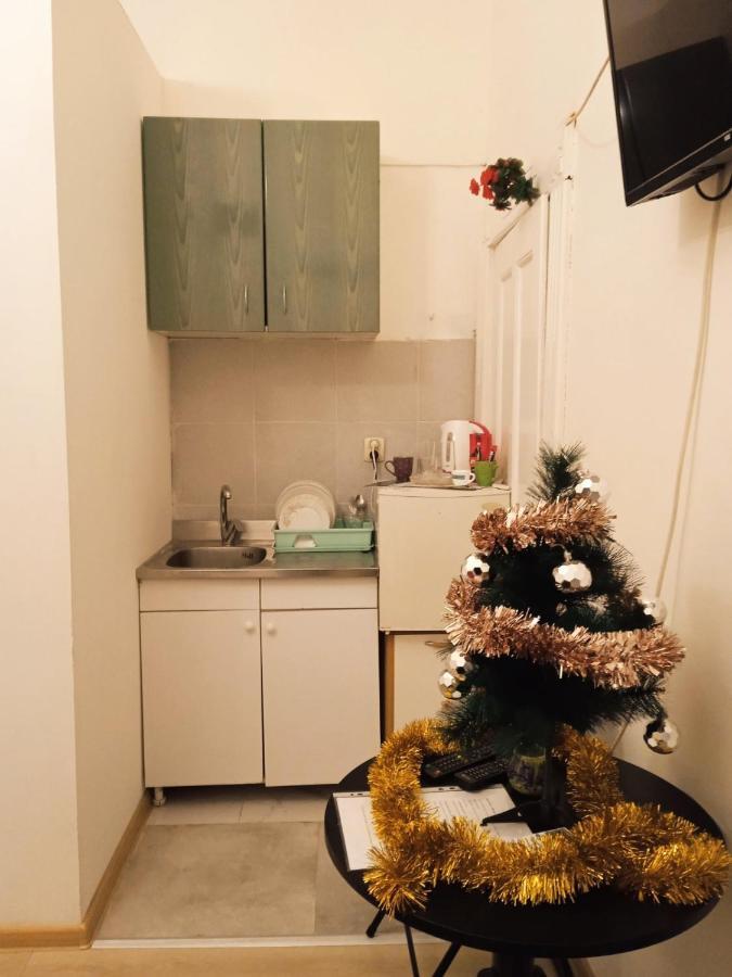 Studio Eva Sajmiste Luaran gambar