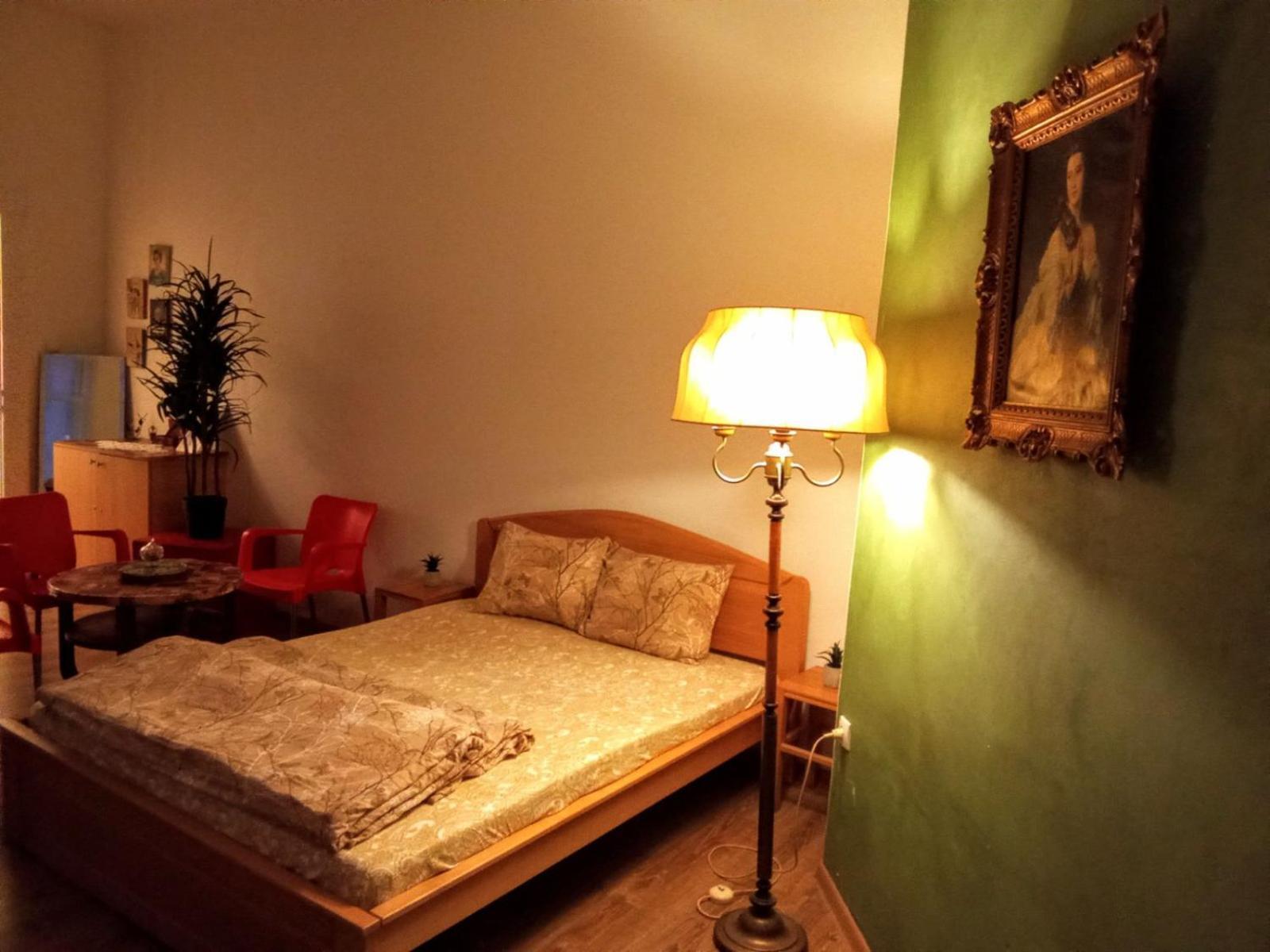 Studio Eva Sajmiste Luaran gambar